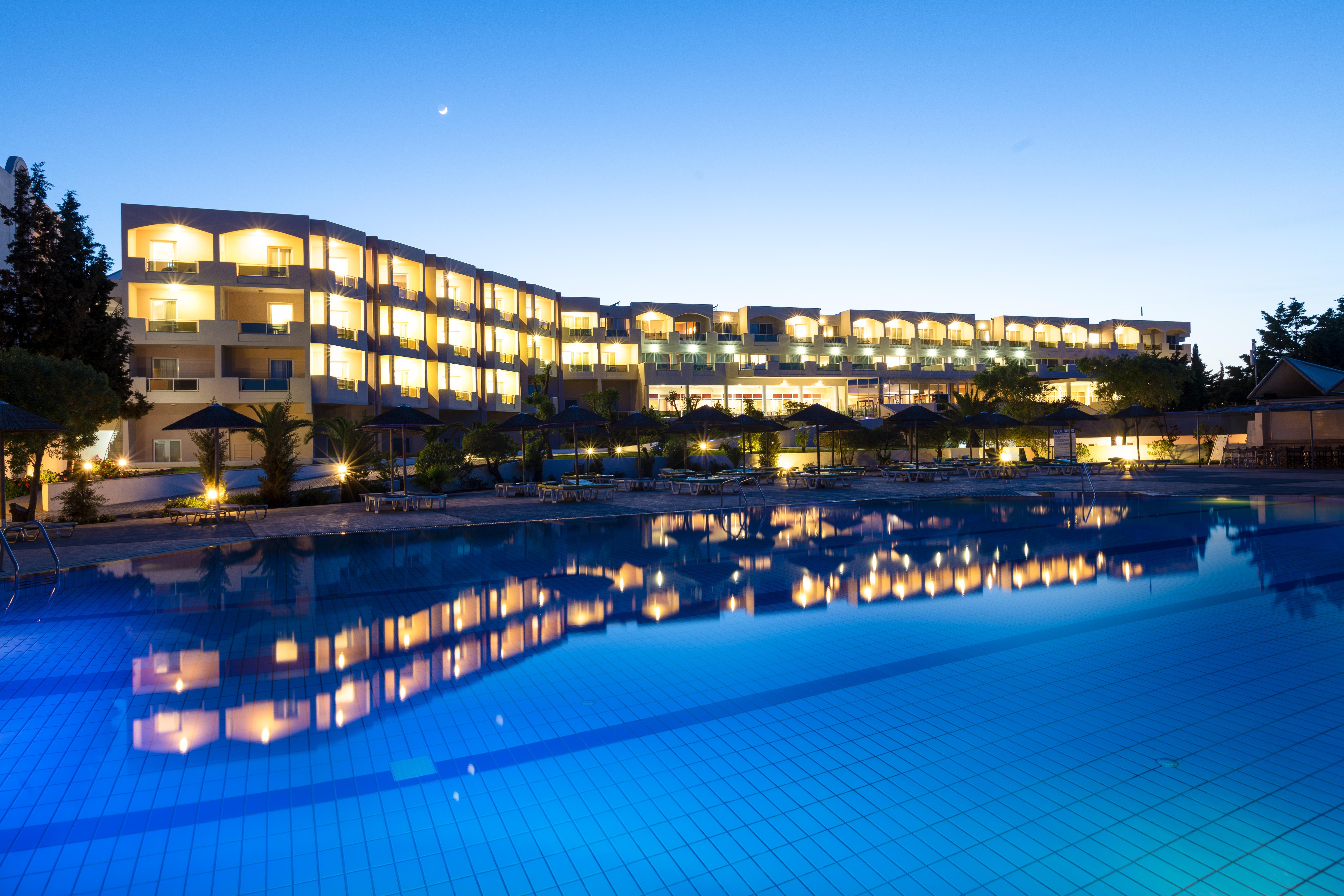 Sovereign Beach Hotel Kardamena  Exterior photo