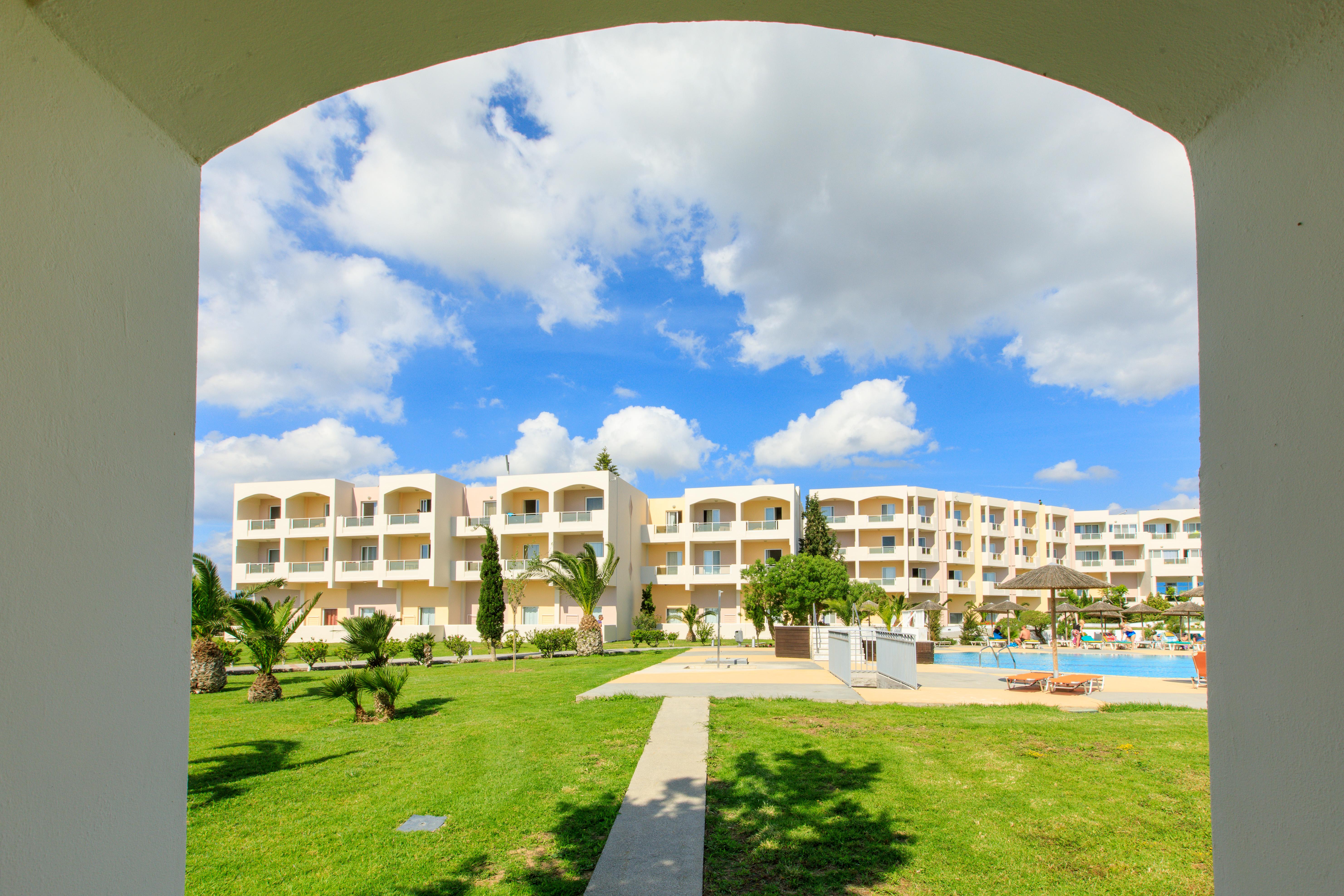 Sovereign Beach Hotel Kardamena  Exterior photo